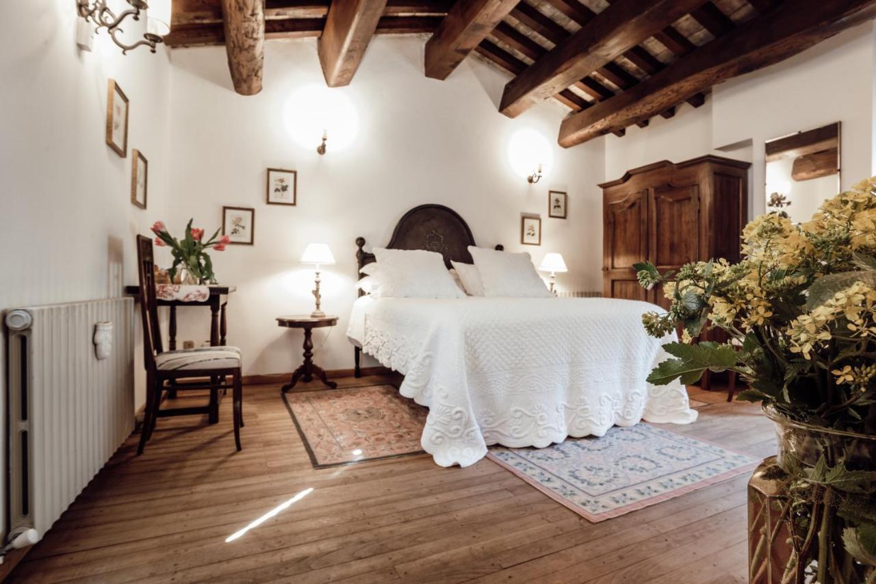 B&B Casatorre Saludecio Exterior photo