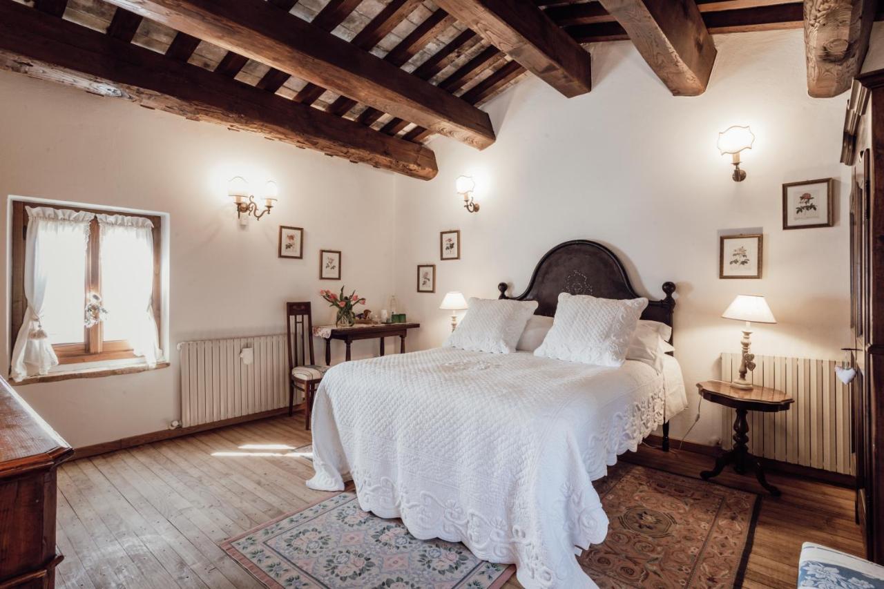 B&B Casatorre Saludecio Exterior photo